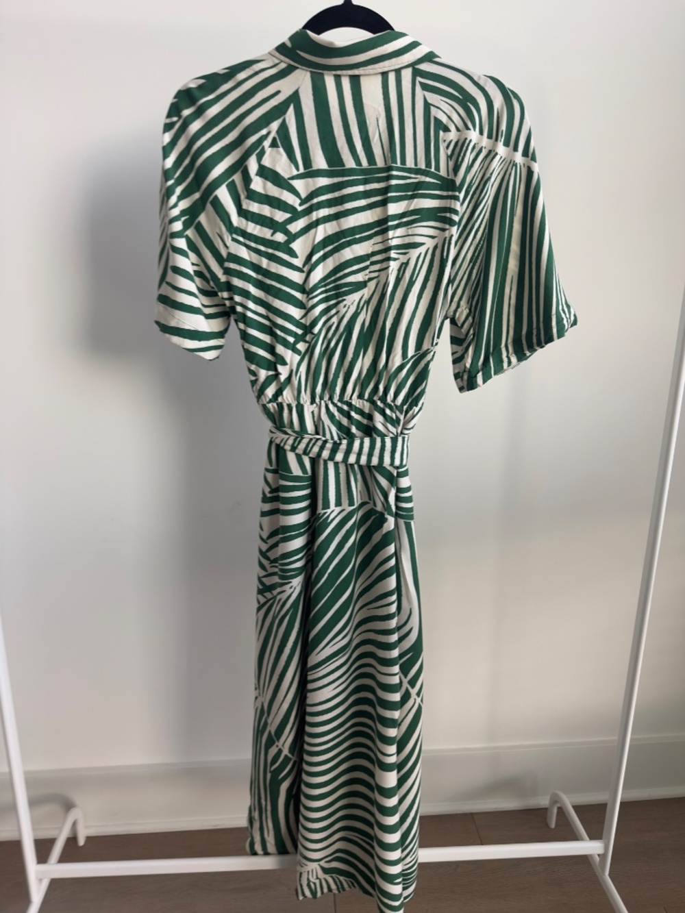 Midi Collared Dress - Picture 4 of 7